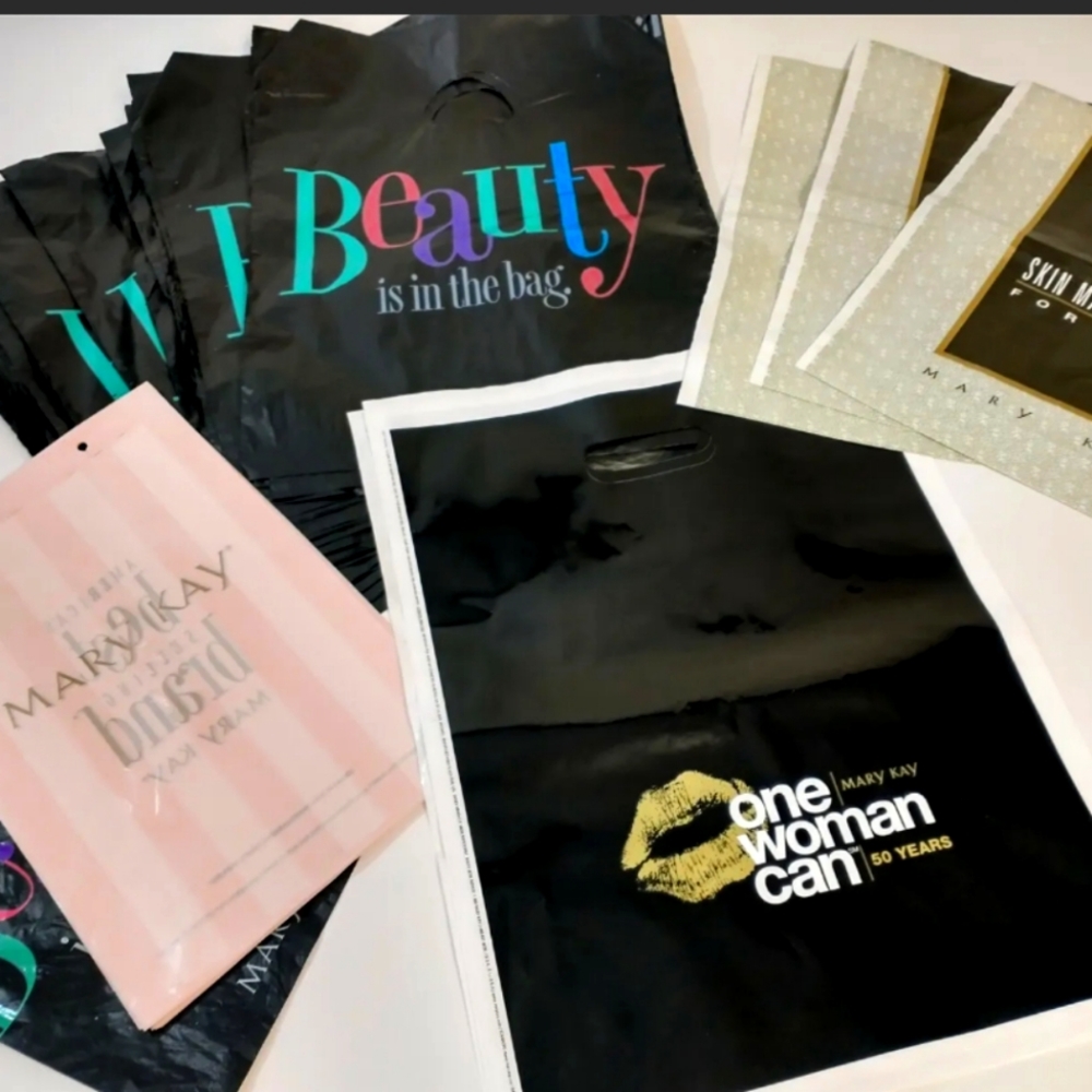 Lot of 70 New Plastic Mary Kay Product Merchandise Bags Various Sizes